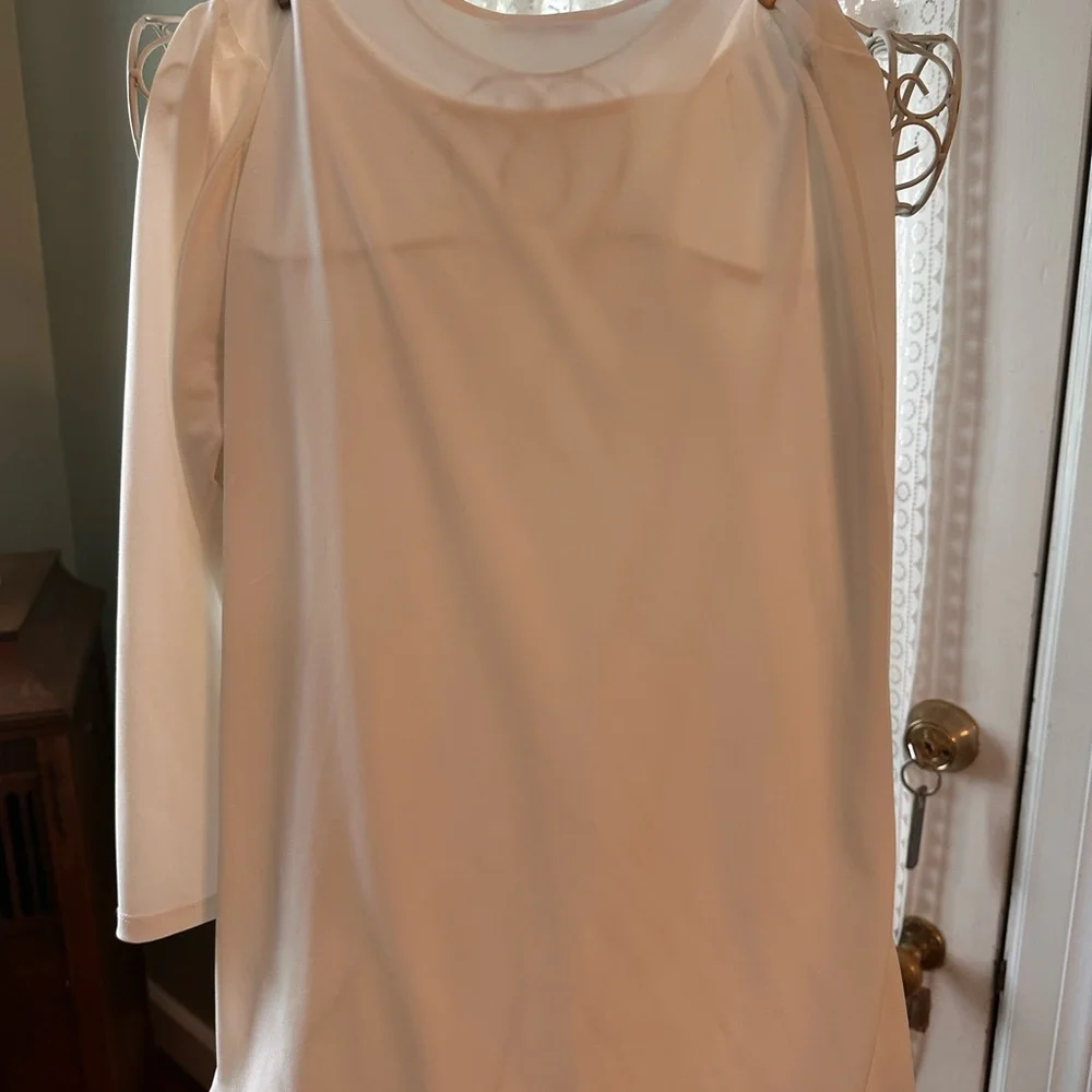 Calvin Klein White Ruched 3/4 Sleeve Blouse - Picture 2 of 3